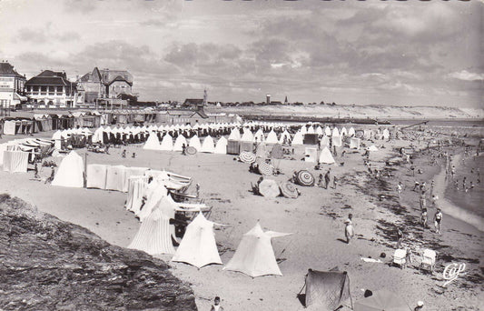 CPSM POSTCARD / CROSS OF LIFE THE BEACH 