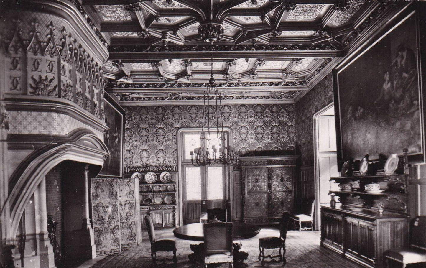 CPSM BLACK &amp; WHITE POSTCARD / CHATEAU DE MEILLANT DINING ROOM CHER 