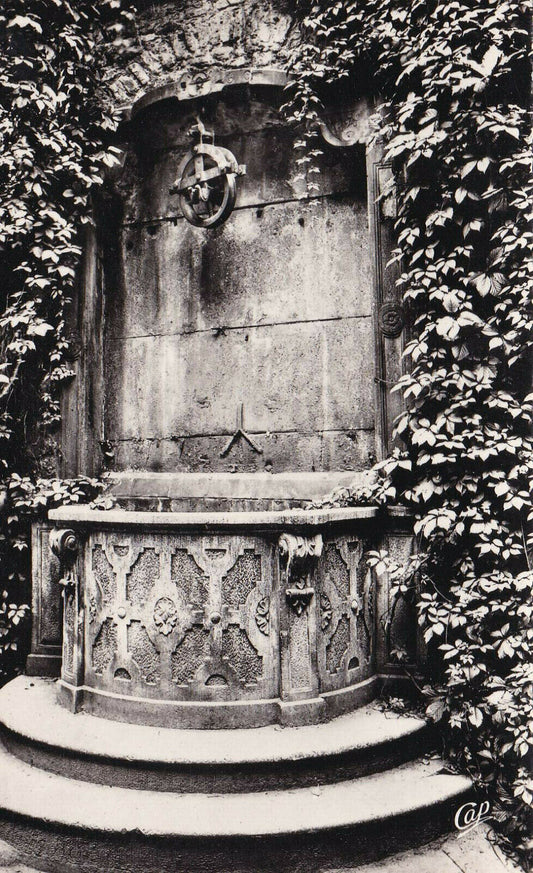 CPSM BLACK &amp; WHITE POSTCARD / STRASBOURG OLD HOTELLERIE DU CORBEAU 