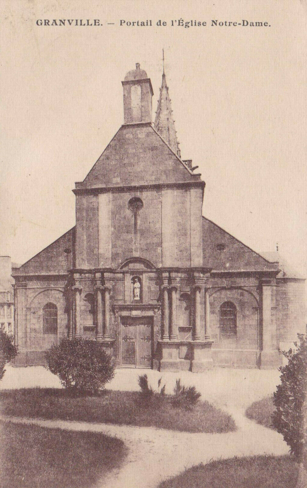 CARTE POSTALE ANCIENNE CPA / GRANVILLE PORTAIL DE L'EGLISE NOTRE-DAME