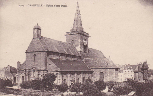 CARTE POSTALE ANCIENNE CPA / GRANVILLE EGLISE NOTRE-DAME