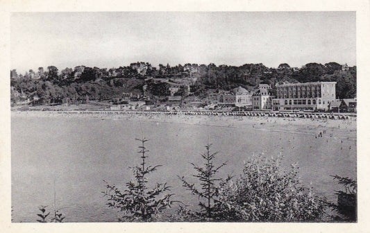 CARTE POSTALE CPSM PERROS-GUIREC PLAGE DE TRESTRAOU