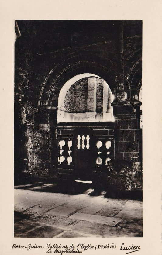 CPSM BLACK &amp; WHITE POSTCARD / PERROS-GUIREC INTERIOR OF THE BAPTISTAIRE CHURCH