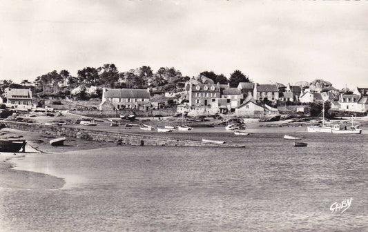 CARTE POSTALE CPSM NOIR & BLANC / PLOUMANAC'H-EN-PERROS-GUIREC LE PORT