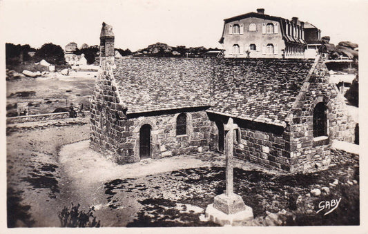 CPSM BLACK &amp; WHITE POSTCARD / PLOUMANAC'H LA CHAPELLE SAINT-GUIREC 