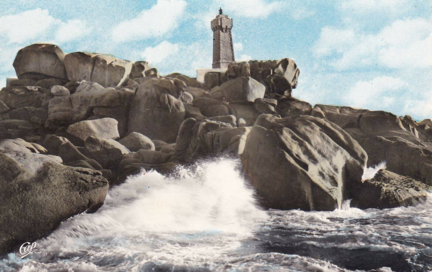 CPSM COLOR POSTCARD / PLOUMANAC'H-EN-PERROS-GUIREC THE LIGHTHOUSE 
