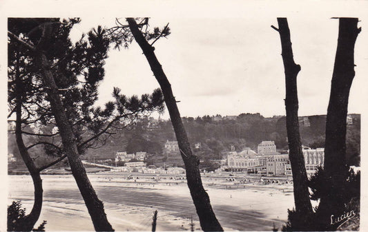 CPSM BLACK &amp; WHITE POSTCARD / PERROS-GUIREC TRESTRAOU BEACH (1951) 