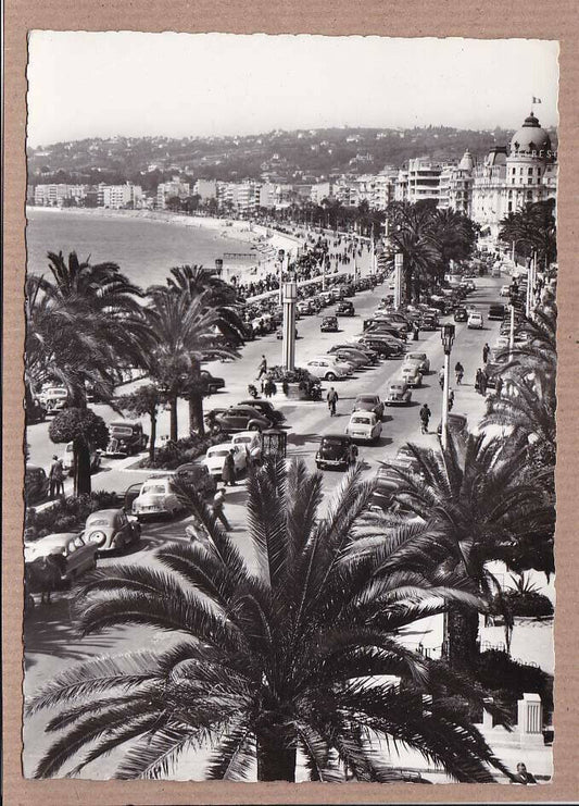 CPSM BLACK &amp; WHITE POSTCARD / NICE ESCAPE ON THE PROMENADE DES ANGLAIS 