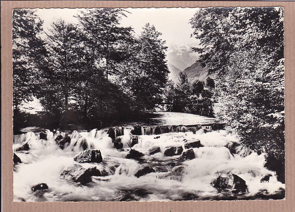 CPSM BLACK &amp; WHITE POSTCARD / LUCHON FALL OF THE PIQUE (1960) 