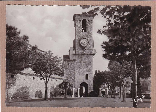 CARTE POSTALE CPSM NOIR & BLANC / CANNES L'EGLISE DU SUQUET