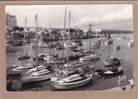 CPSM BLACK &amp; WHITE POSTCARD / ROYAN THE PORT AND THE SEAFRONT 