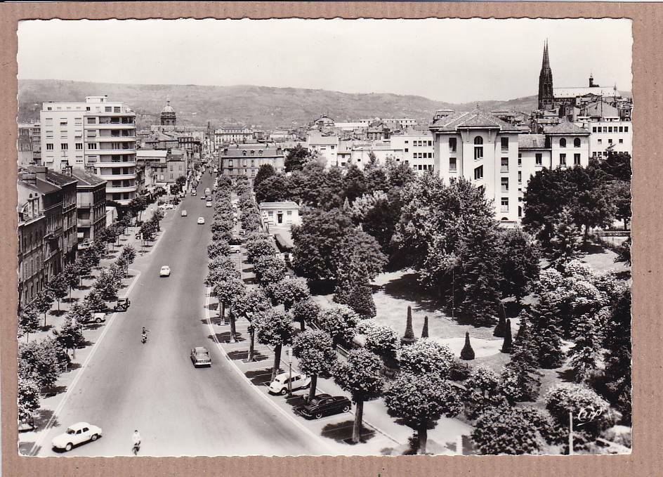 CPSM BLACK &amp; WHITE POSTCARD / CLERMONT-FERRAND BOULEVARD GERGOVIA