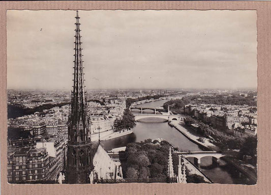 CARTE POSTALE CPSM NOIR & BLANC / PARIS VUE GENERALE DE LA VALLEE DE LA SEINE