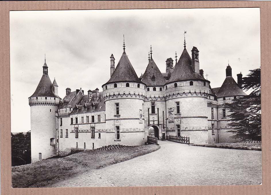 CPSM BLACK &amp; WHITE POSTCARD / CHAUMONT-SUR-LOIRE CASTLE TOGETHER IN THE SOUTH-EAST 