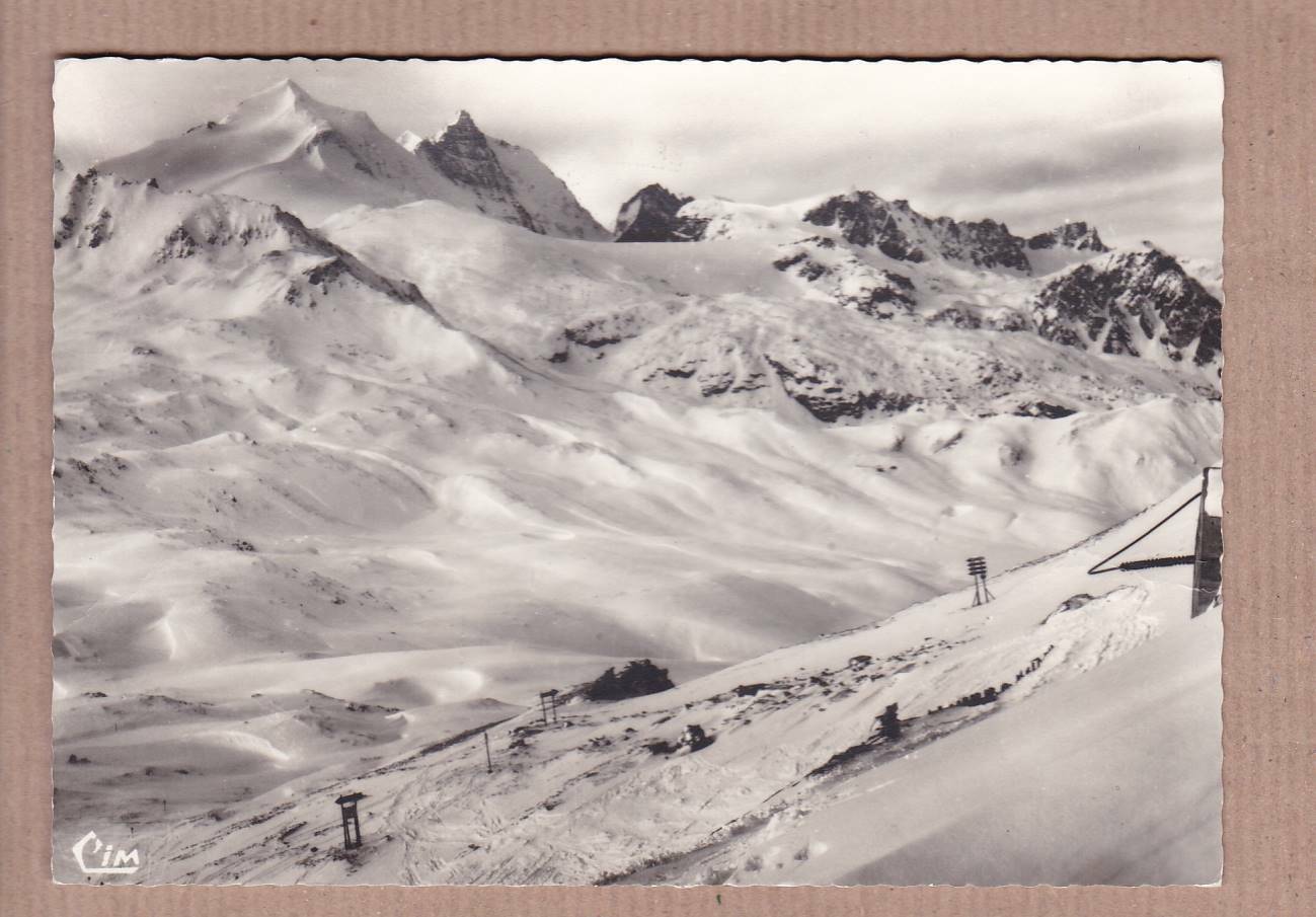 CARTE POSTALE CPSM NOIR & BLANC / VAL D'ISERE SPORTS D'HIVER PISTES BELLEVARDE