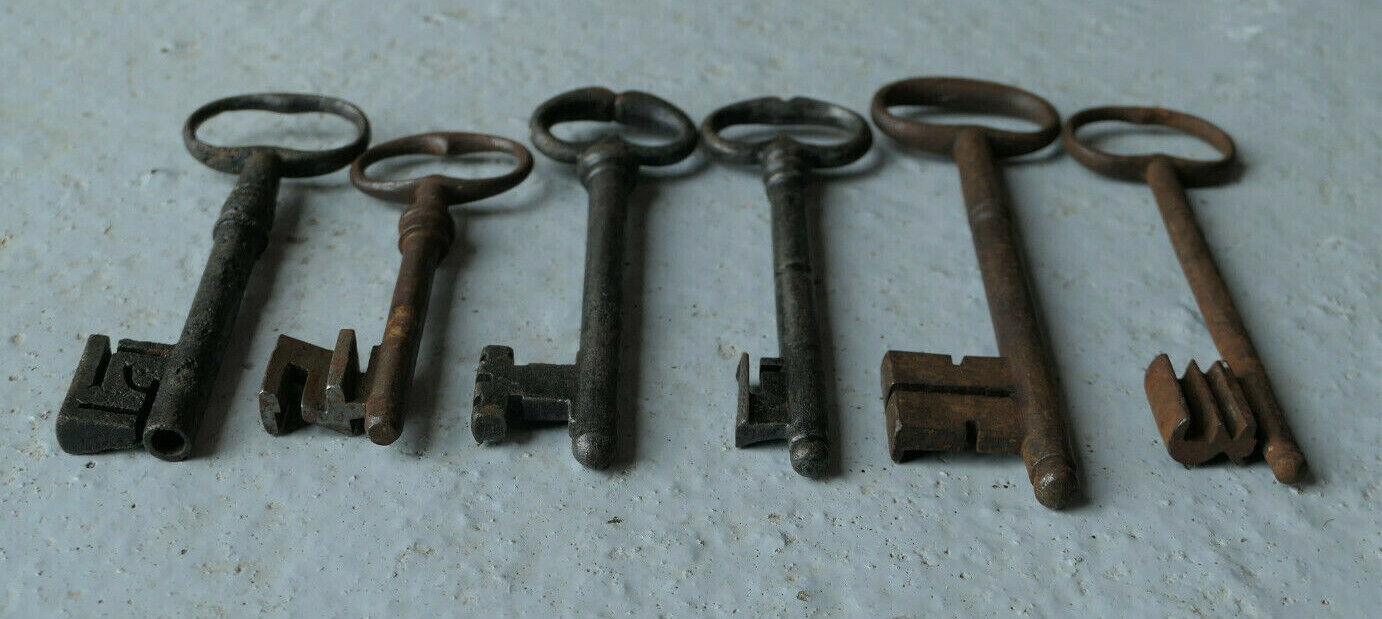 LOT DE 6 TRES ANCIENNES GRANDES CLES CLEFS CHATEAU XVIII XIX ANTIQUE KEYS DECO