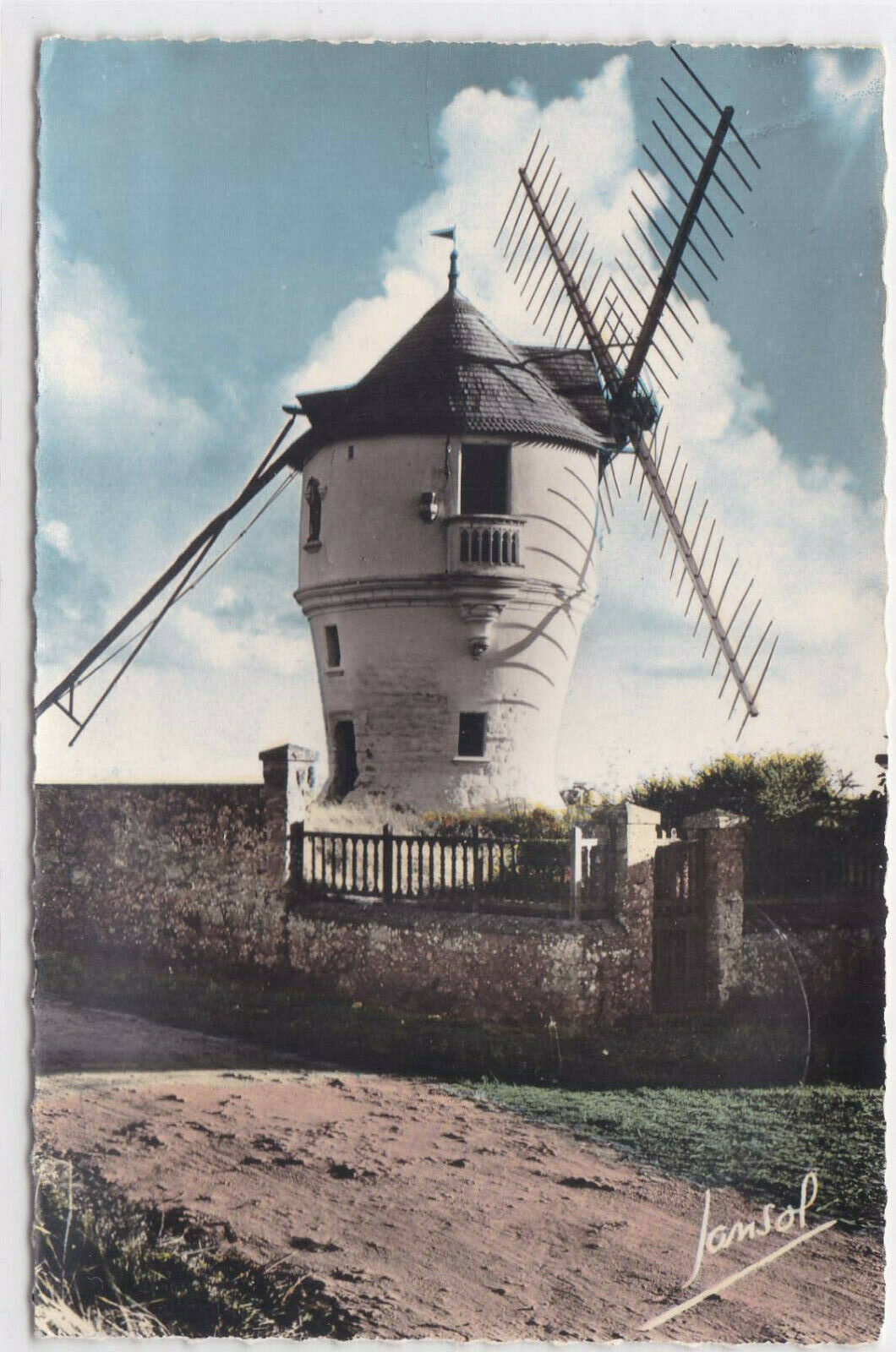 CARTE POSTALE CPSM LA BAULE ET SES ENVIRONS MOULIN DE LA MASSE LA COTE D'AMOUR