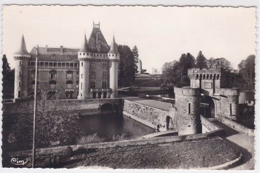 BLACK &amp; WHITE POSTCARD CPSM LA CLAYETTE LE CHATEAU 