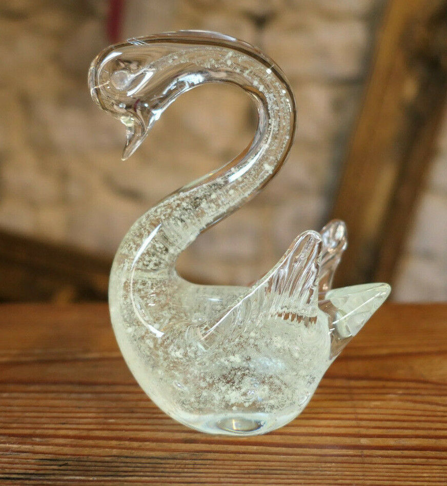 CYGNE EN VERRE AVEC INCLUSIONS / SUJET OBJET DE VITRINE DECORATIF DECO OISEAU