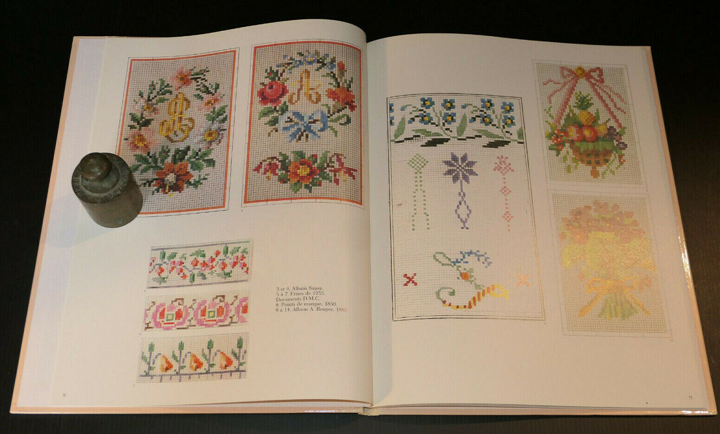 FLEURS ET FRUITS POINT DE CROIX / REGINE DEFORGES GENEVIEVE DORMANN / 1994