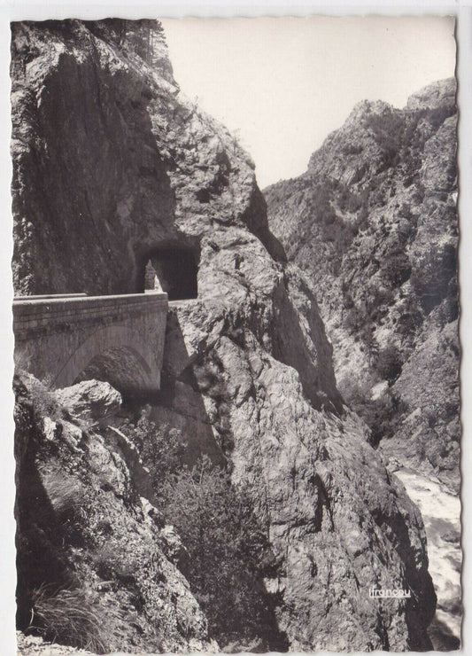 BLACK &amp; WHITE POSTCARD CPSM GUILLESTRE LES GORGES DU GUIL 