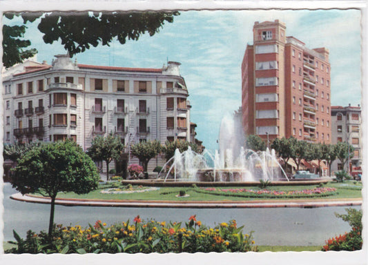 COLOR POSTCARD CPSM PAMPLONA PRINCE OF VIANA SQUARE FOUNTAIN 