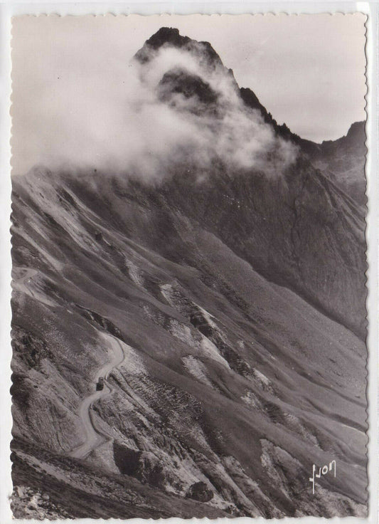 BLACK &amp; WHITE POSTCARD CPSM LE TOURMALET LE PIC D’ESPADE 