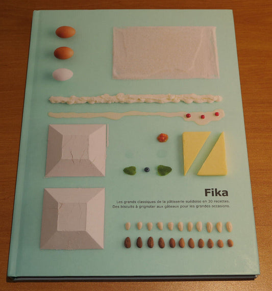 FIKA / PATISSERIE SUEDOISE BISCUITS GATEAUX PHOTOS CUISINE SUEDE / IKEA 2012