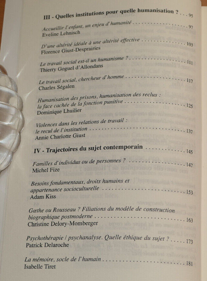 AUX LIMITES DE L'HUMAIN / COLLECTIF CULTURES EN MOUVEMENT 2003 / ANTHROPOLOGIE