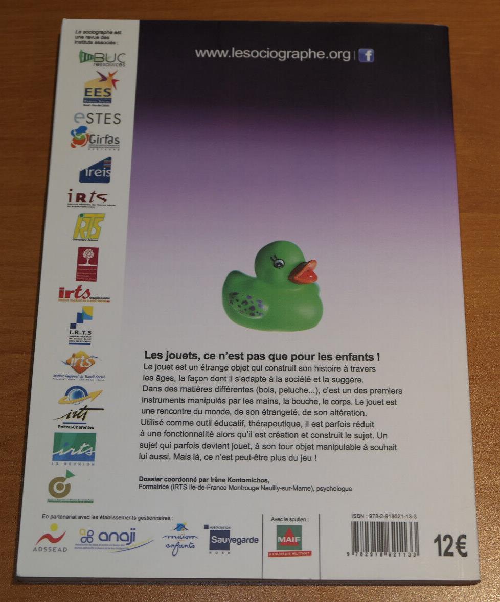 LES JOUETS SONT ETERNELS MEDIATION INITIATION SUJETION / LE SOCIOGRAPHE 2013