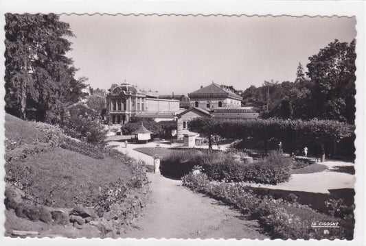 POSTCARD CPSM CHATELGUYON THERMAL AND TOURIST RESORT PROMENADE PARK 