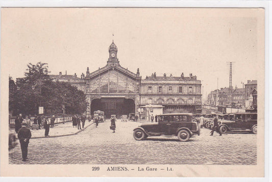 OLD POSTCARD CPA AMIENS LA GARE 