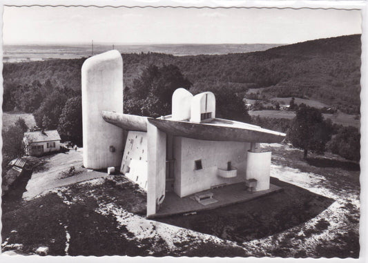 CPSM CARTE POSTALE EN AVION AU-DESSUS DE RONCHAMP CHAPELLE LE CORBUSIER