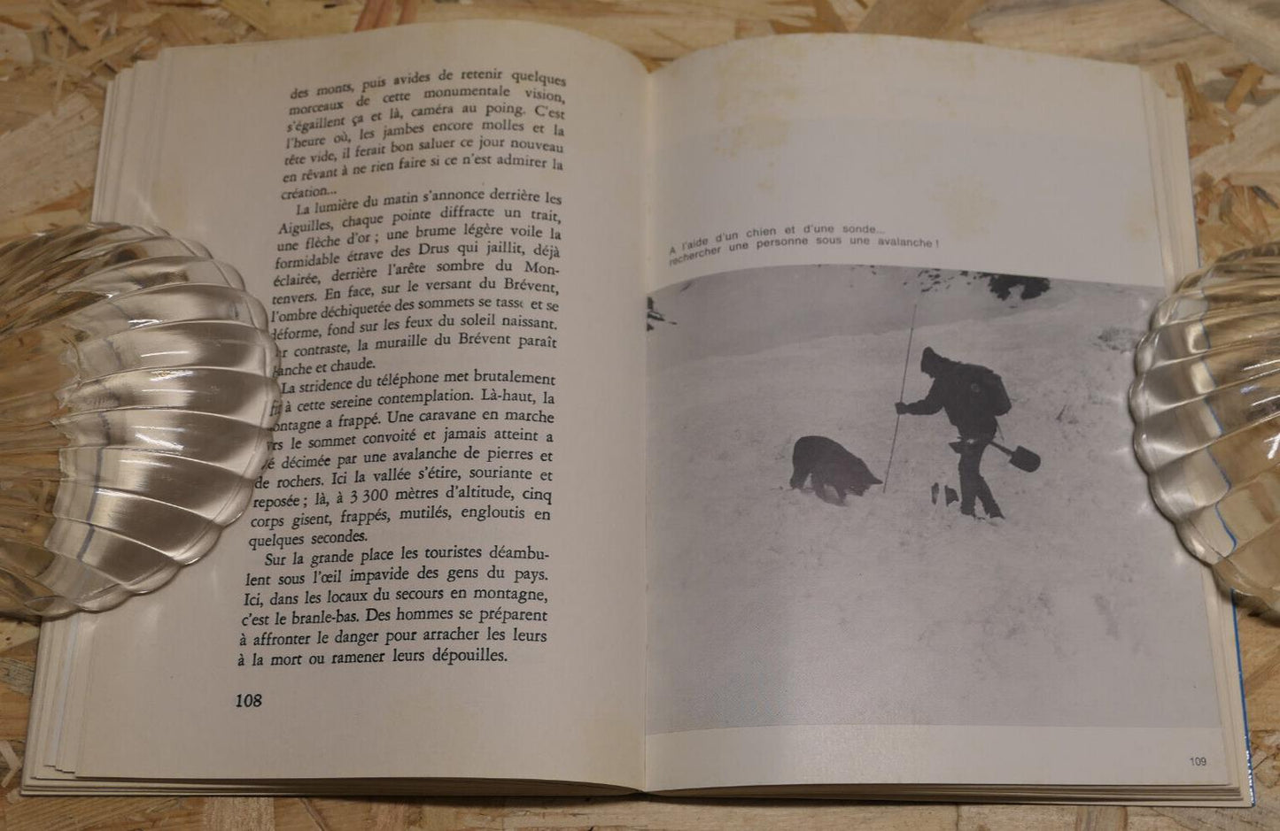 AU-DELA DES CIMES / J.-J. MOLLARET / CERF 1974 / MONTAGNE SECOURS PHOTOS