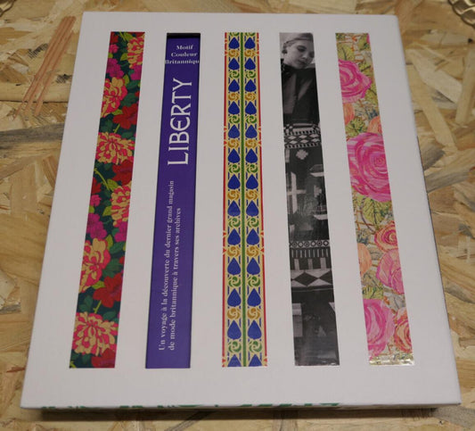 LIBERTY MAGASIN DE MODE PHOTOS MOTIFS TEXTILES ARTISTES DOCUMENTS