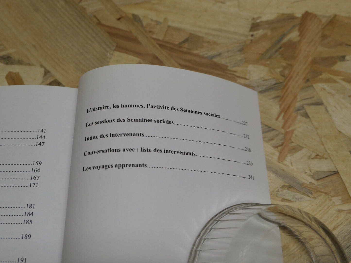 L'HOMME ET LES TECHNOSCIENCES LE DEFI / TECHNOLOGIE SOCIOLOGIE ETHIQUE / 2015