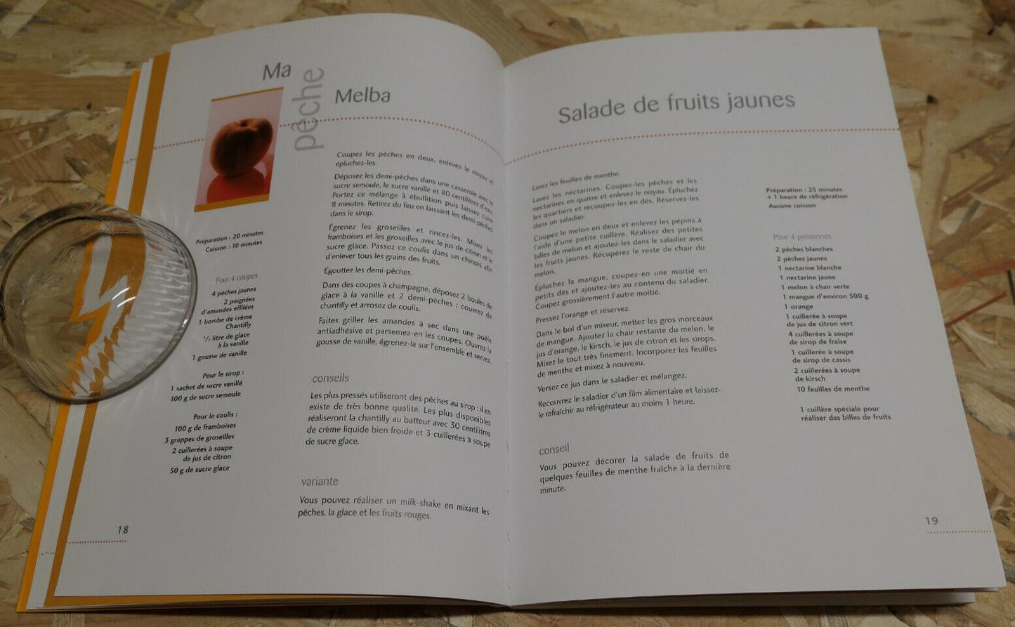 LES PECHES ET ABRICOTS / NATHALIE COMBIER / RECETTES CUISINE PHOTOS DESSERTS
