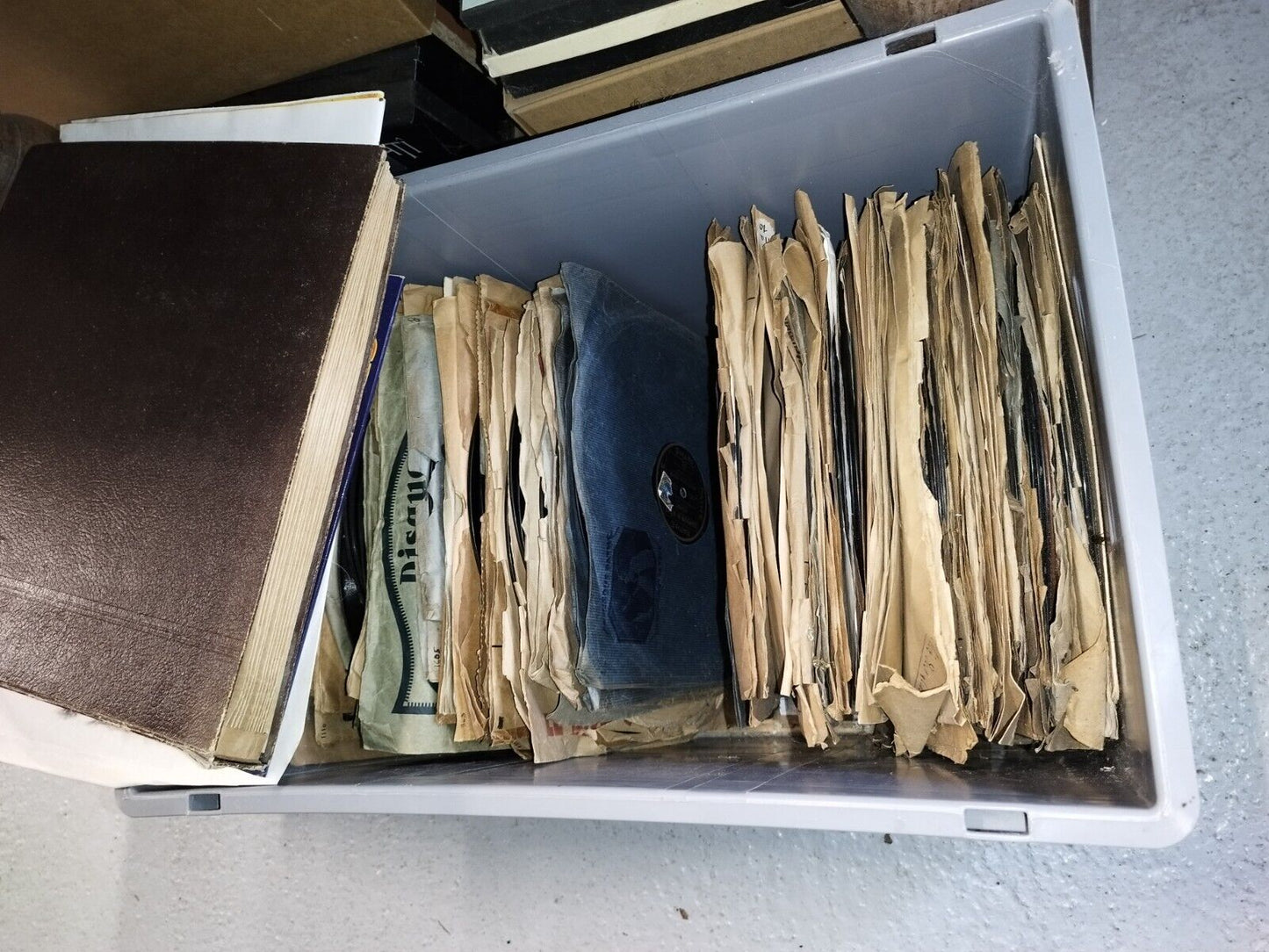 Lot De 700 Disques 78 Tours