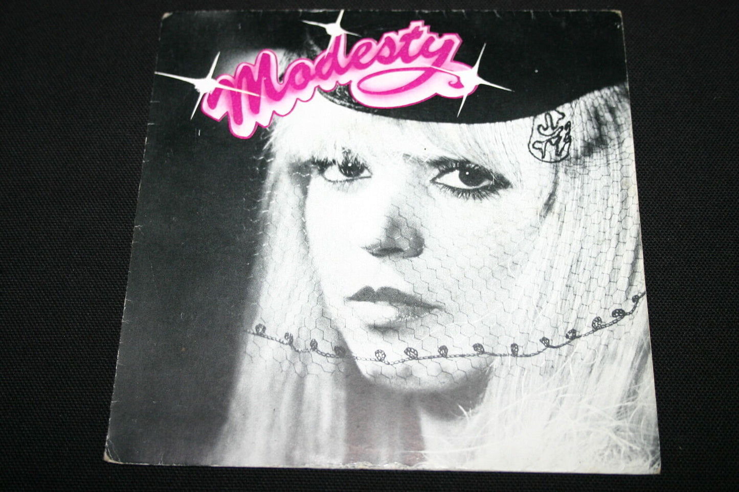 MODESTY   SP 45T 7"   BOOGIE ENCORE   FRENCH   1980