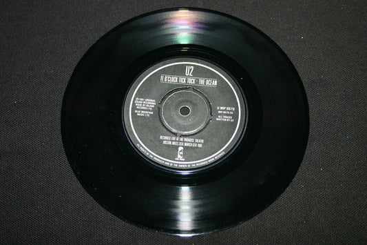 U2   SP 45T 7"   11 O'CLOCK TICK TOCK +3   LIVE USA 1981