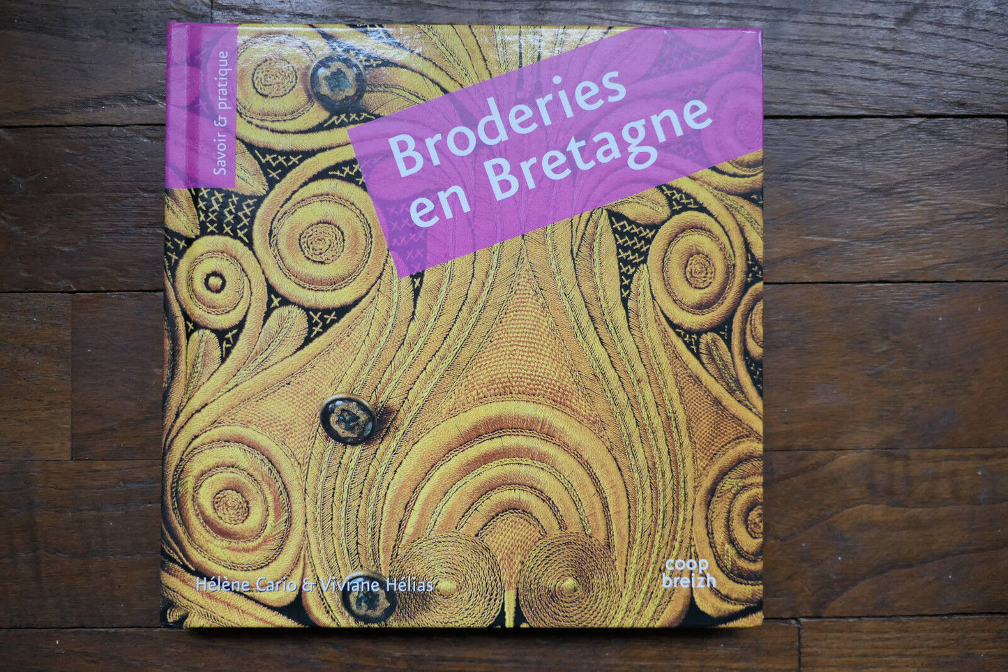 BRODERIES EN BRETAGNE COOP BREIZH 2007