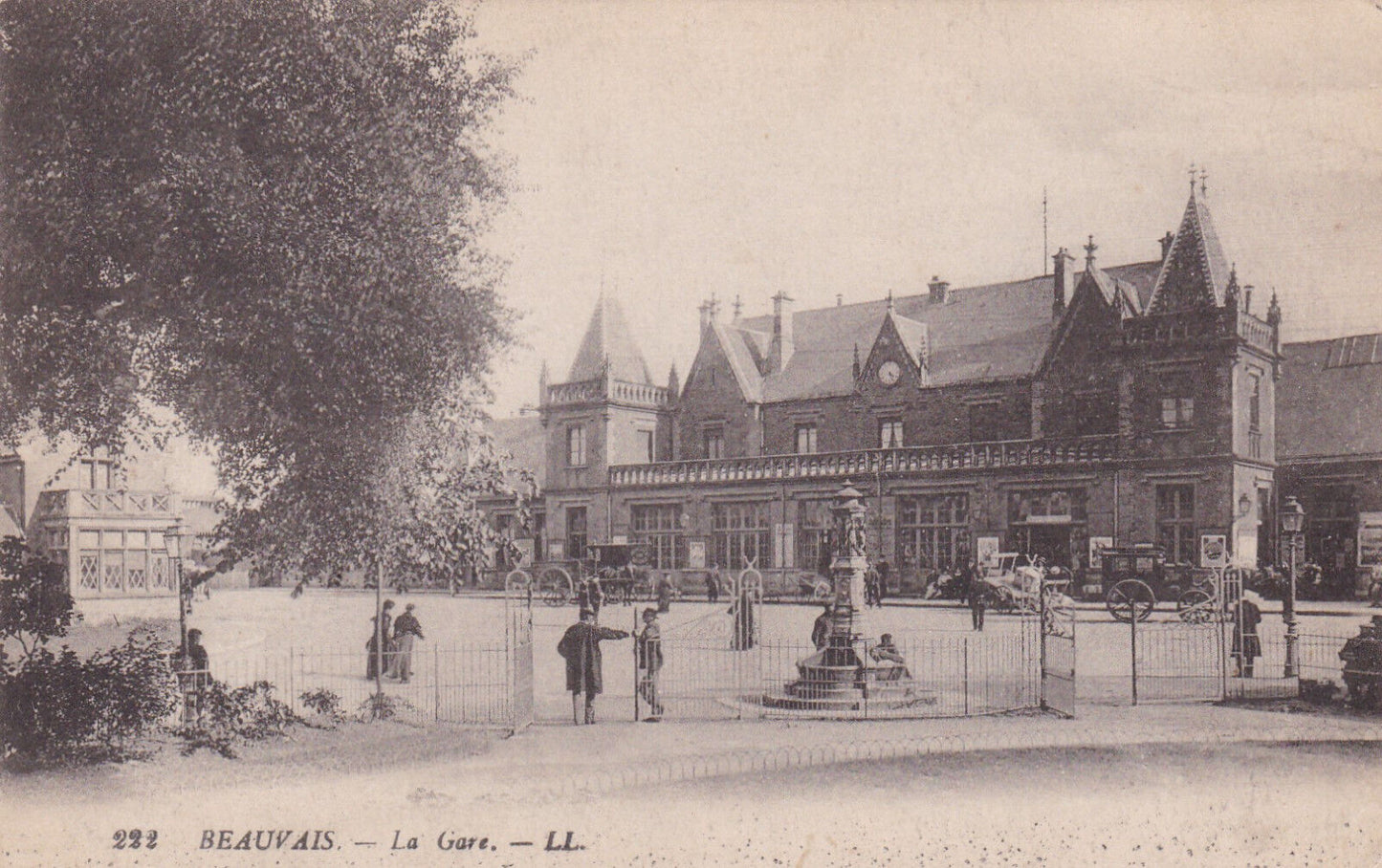 CPA BEAUVAIS - LA GARE