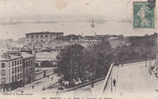 ANCIENNE CARTE POSTALE CPA BREST / LA RADE ET L'ENTREE DU GOULET
