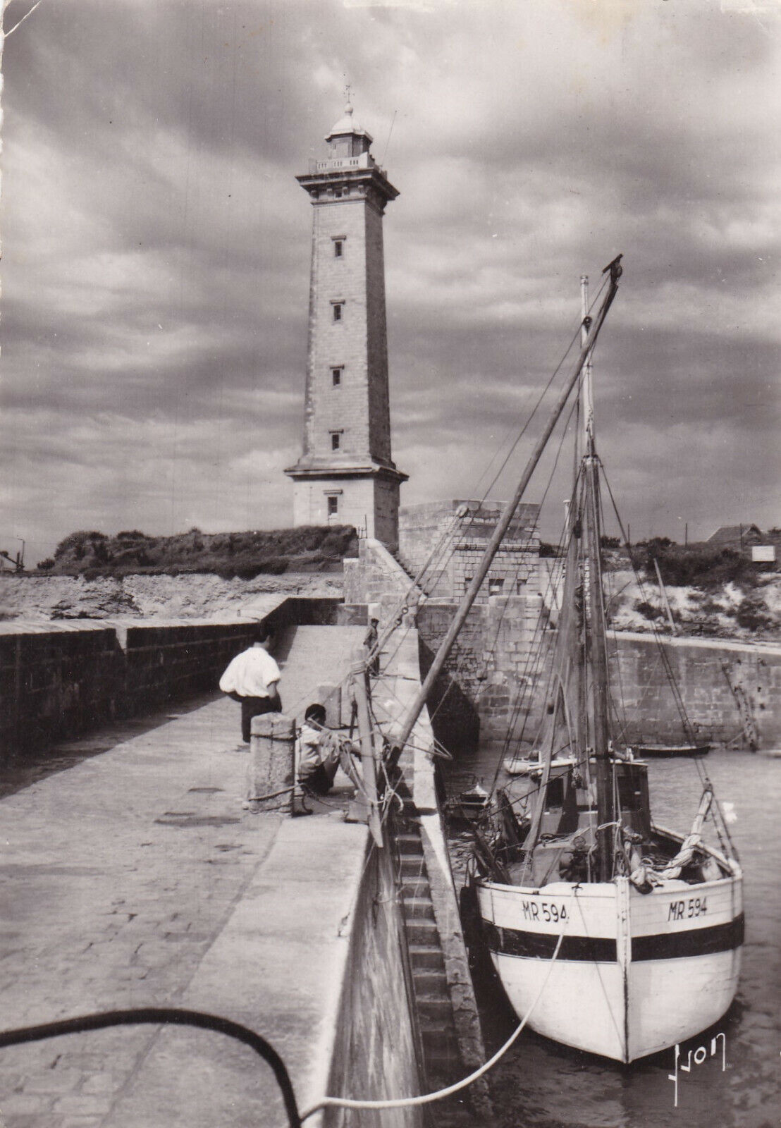 ANCIENNE CARTE POSTALE CPSM SAINT-GEORGES DE DIDONNE / LE PHARE