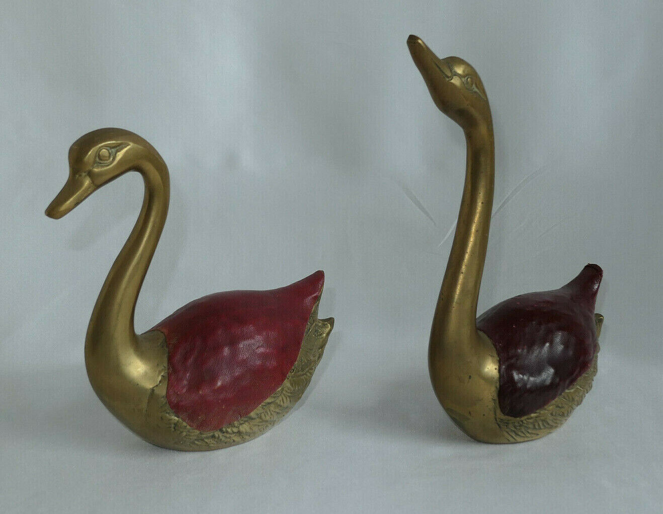 PAIRE DE CYGNES EN LAITON ET CUIR DECO OISEAU BRASS LEATHER SWAN BIRD