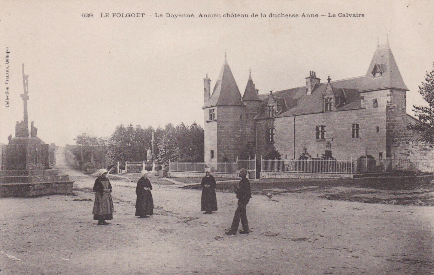 OLD POSTCARD CPA LE FOLGOET LE DOYENNE ... LE CALVAIRE