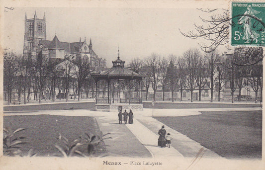 OLD POSTCARD CPA MEAUX PLACE LAFAYETTE 