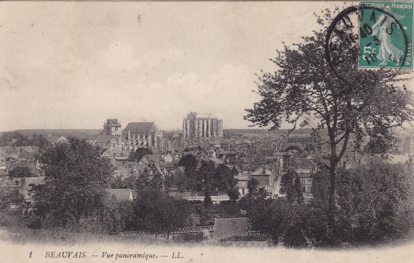 CARTE POSTALE ANCIENNE CPA BEAUVAIS VUE PANORAMIQUE (1910)