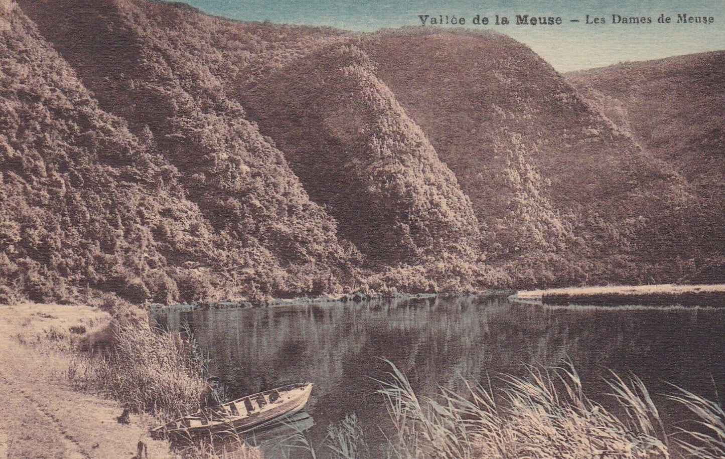CARTE POSTALE ANCIENNE VALLEE DE LA MEUSE LES DAMES DE MEUSE (1920)