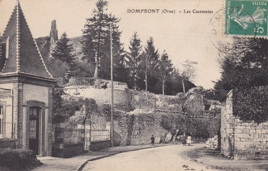 OLD POSTCARD CPA DOMFRONT LES CASEMATES (1913) 